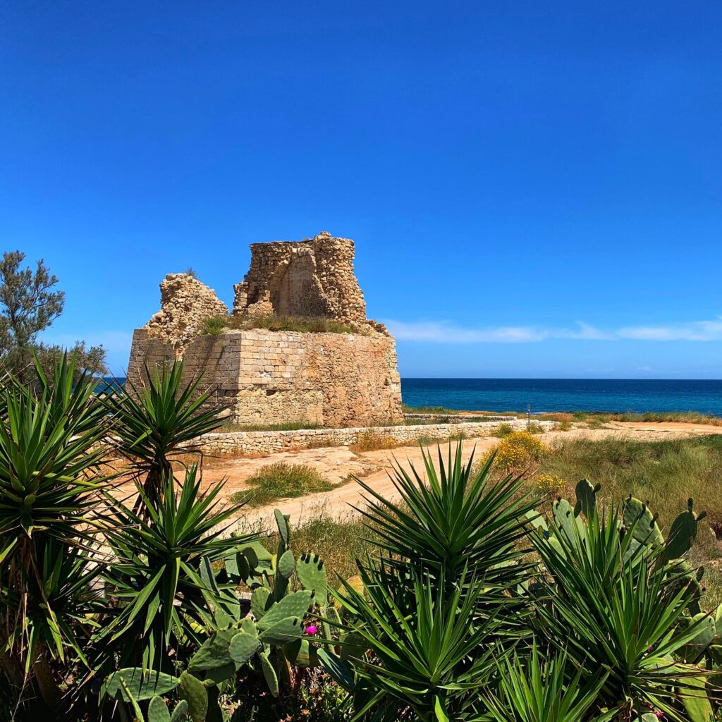 Capitolo beach guide, Monopoli, the Big Gay Podcast from Puglia beach guide to Puglia | Photo © The Puglia Guys for the Big Gay Podcast from Puglia inclusive guides to Puglia’s best accommodation, beaches, restaurants and to gay Puglia, Italy’s top gay summer destination for LGBT travel.