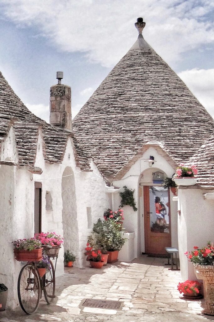 Alberobello is Puglia’s undisputed trulli capital, but it is also Puglia’s most touristic destination | Puglia city guides - discover Puglia’s best bars, restaurants and what to do | Photo © the Puglia Guys.