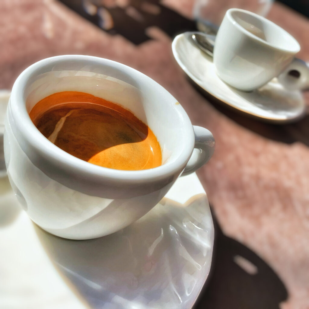 Enjoy Puglia’s traditional breakfast and caffè culture at the bar. Photograph ©️ the Puglia Guys.