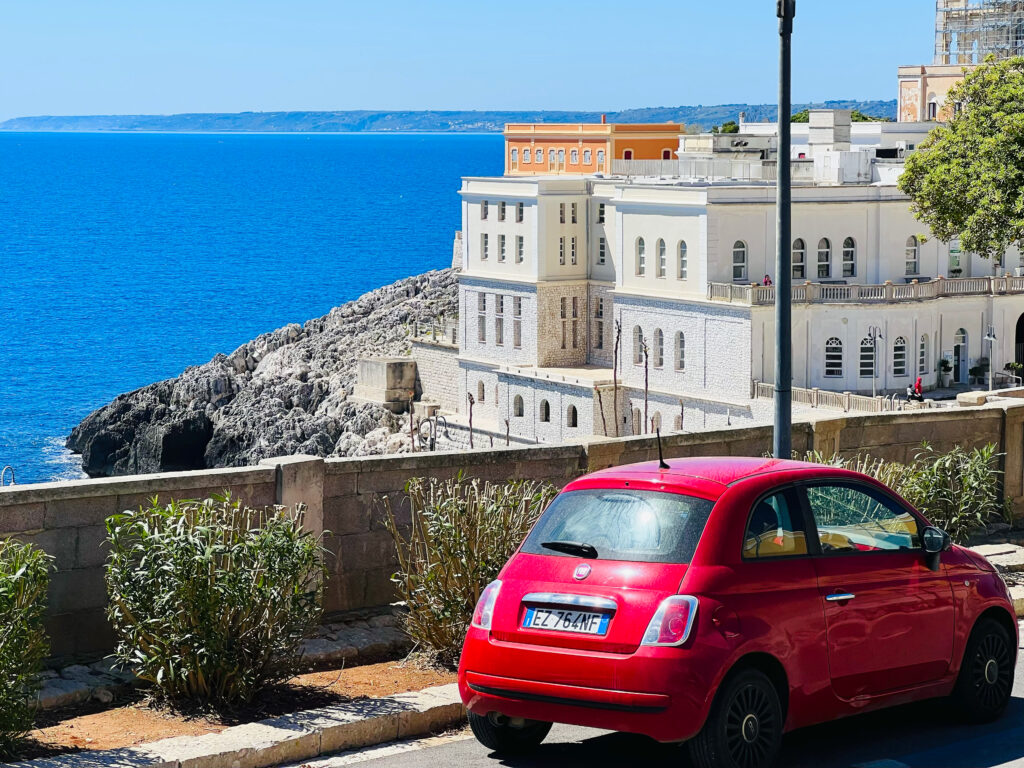 A practical guide to driving in Puglia. An explanation of the highway and road infrastructure, tips for driving and what to watch out for. An insider guide to driving in Puglia by the Puglia Guys.