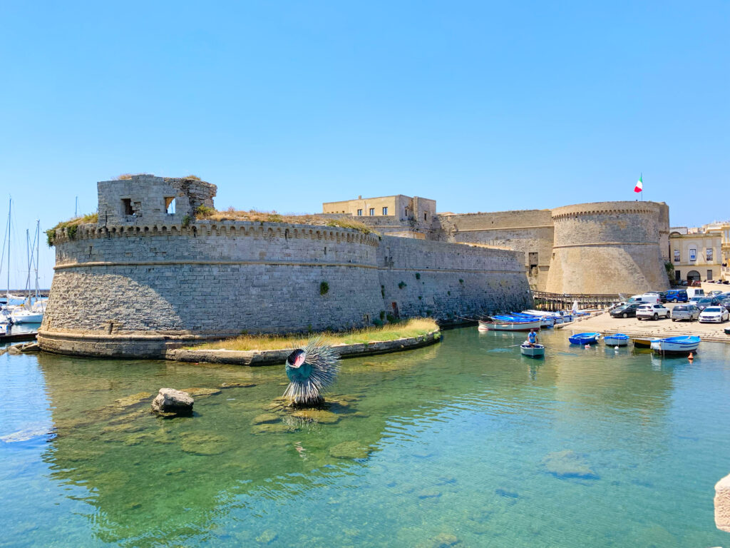 The Castle of Gallipoli: Start your journey at the Castle of Gallipoli, perched on the town's eastern edge. Dating back to the 13th century to defend the town from invaders, this fortress is now a cultural centre. Climb its ancient ramparts for panoramic views of the surrounding sea and town.