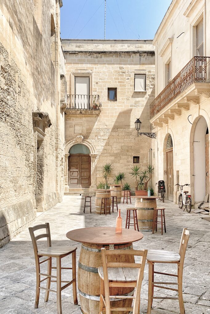 Piazzetta Chiesa Greca, Lecce. Photo by the Puglia Guys, Puglia ambassadors, for the Puglia Guys Lecce city guide. PugliaGuys.com