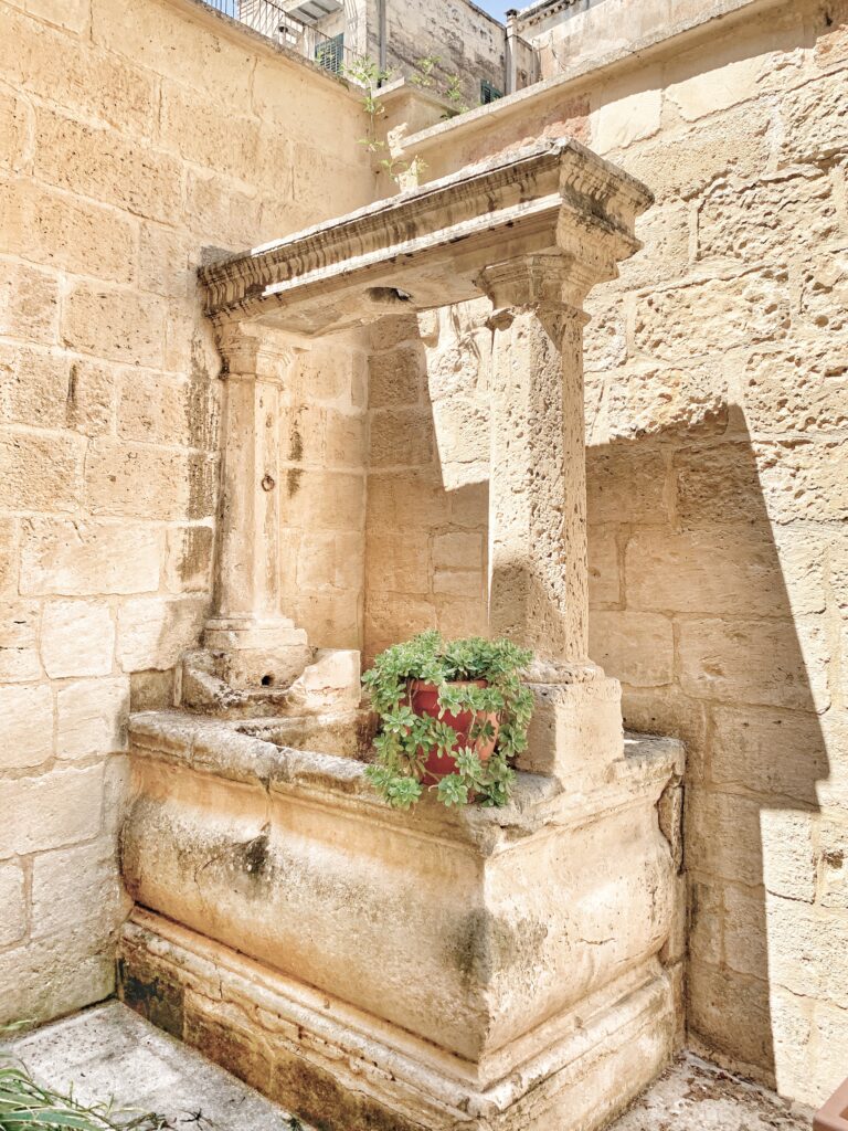 Inside the courtyard of Palazzo Loffredo Adorno. Photo by the Puglia Guys, Puglia ambassadors, for the Puglia Guide to Lecce. PugliaGuys.com