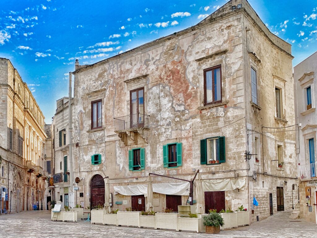 Polignano a Mare, Puglia, Italy photo by the Puglia Guys, Puglia ambassadors. From the Polignano, Italy travel guide